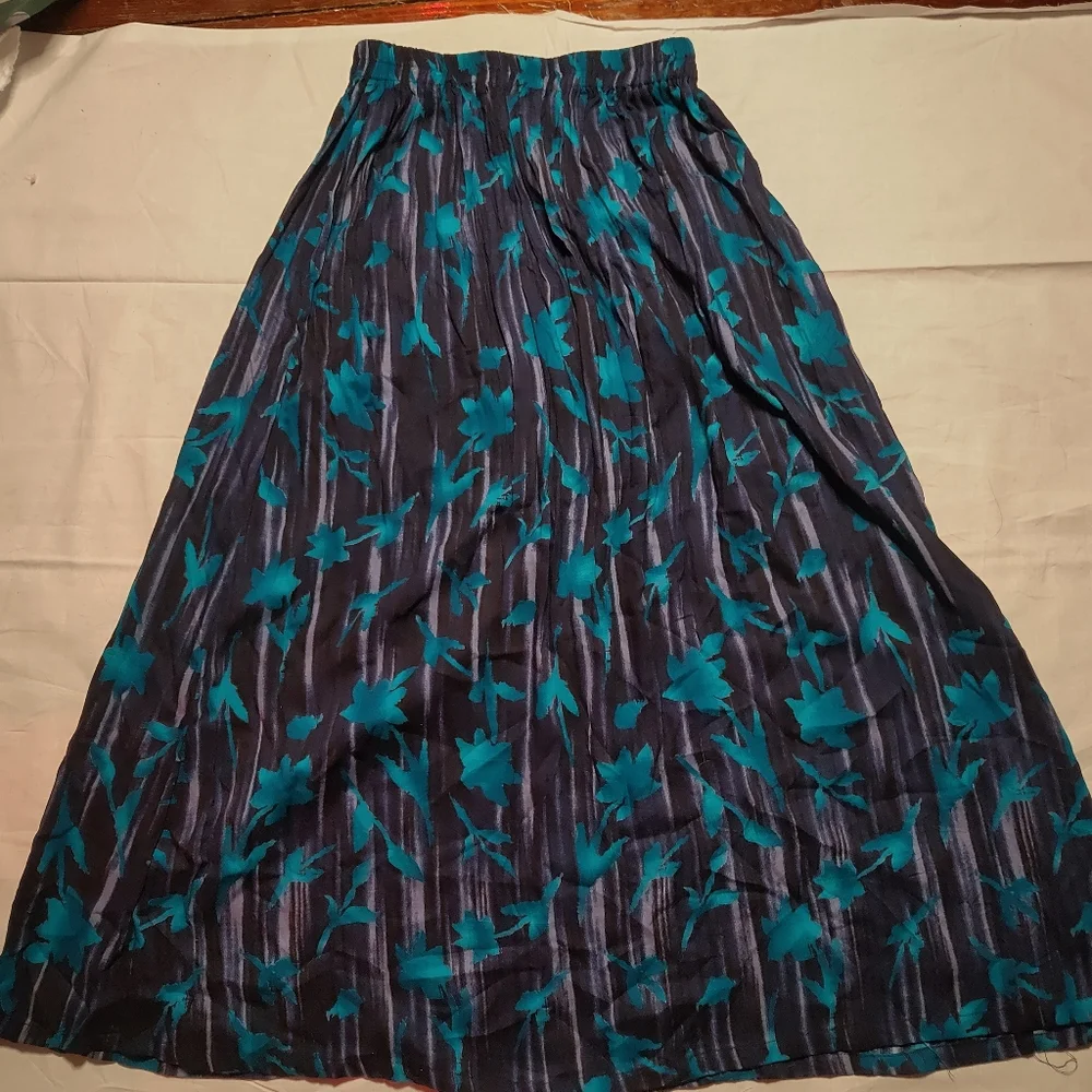 Unbranded Maxi Skirt Women's Black Blue Floral Elastic Waist Full Length Skirt